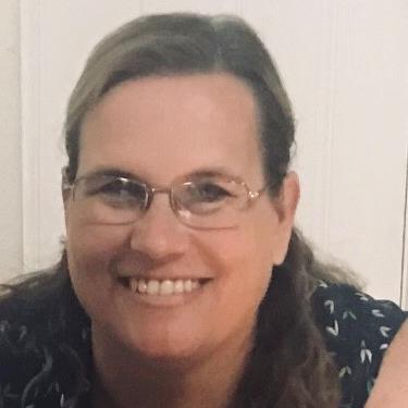 Headshot of Funeral Director, Dayna Jackson